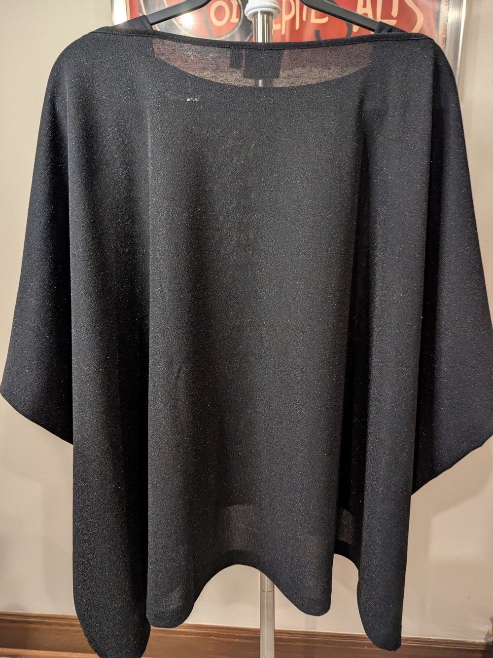 $30 ELK the Label Size M/L - Black Wide Metallic Stretch Shimmer Knit Top - Picture 2 of 7